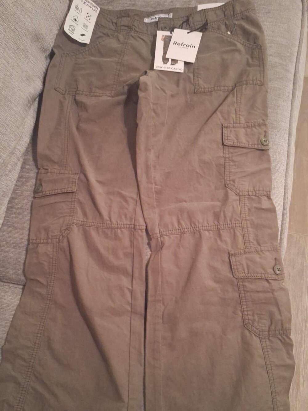 Refrain low rise cargo  9/29